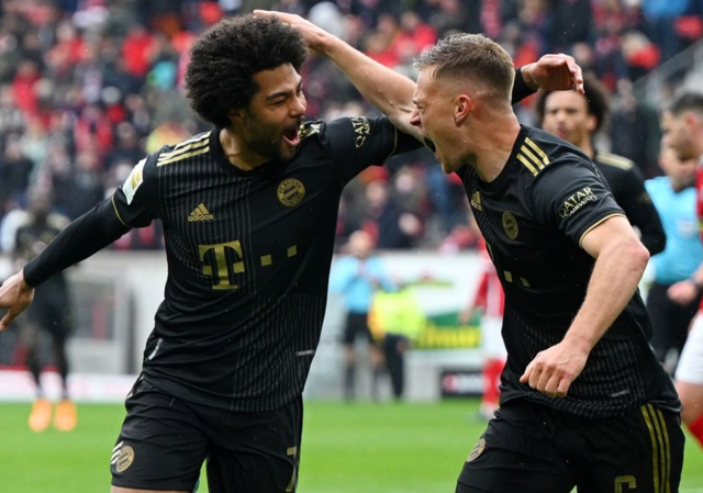 jiuyou游戏中心包含转会期武汉三镇防线松动：欧冠节点到来；压力陡增；纪律约束更严格的词条